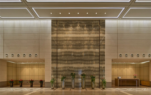 天润财富中心大堂